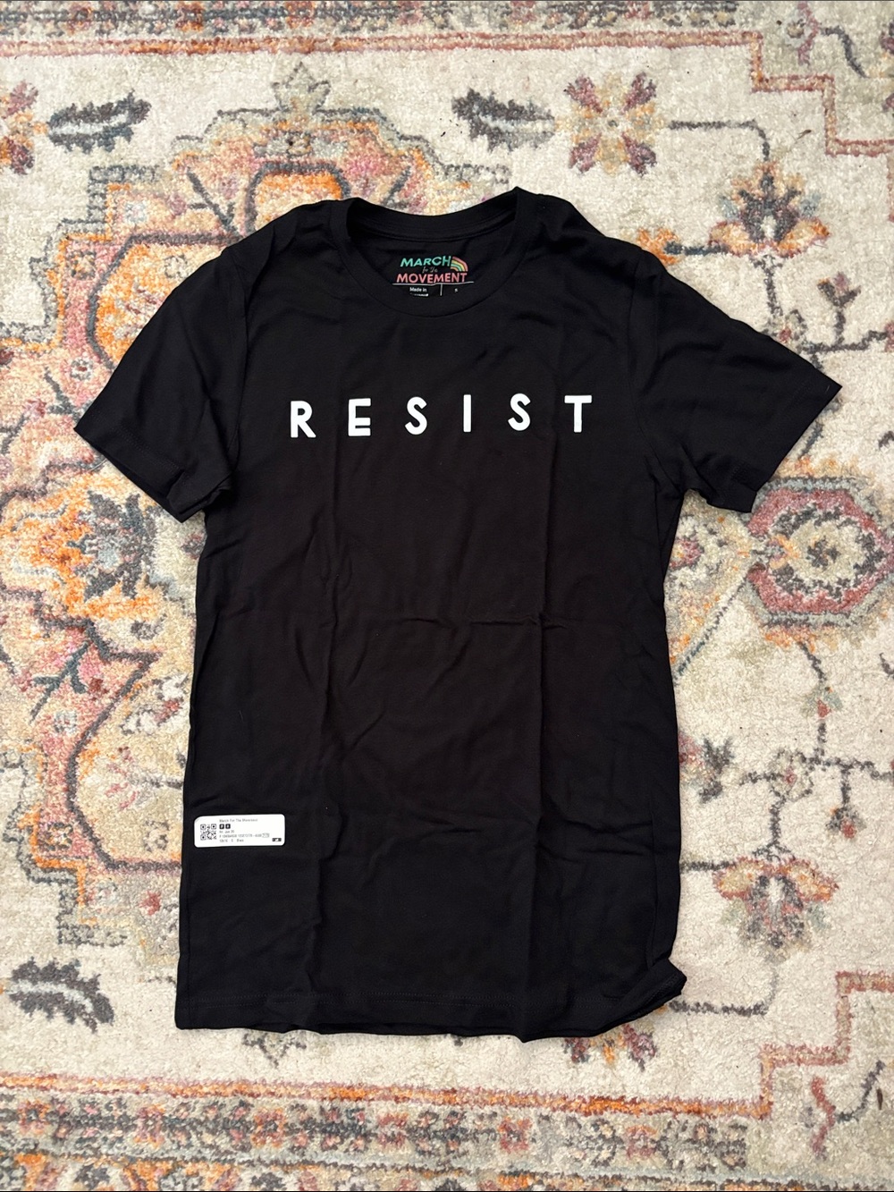 Small Unisex Resist T shirt